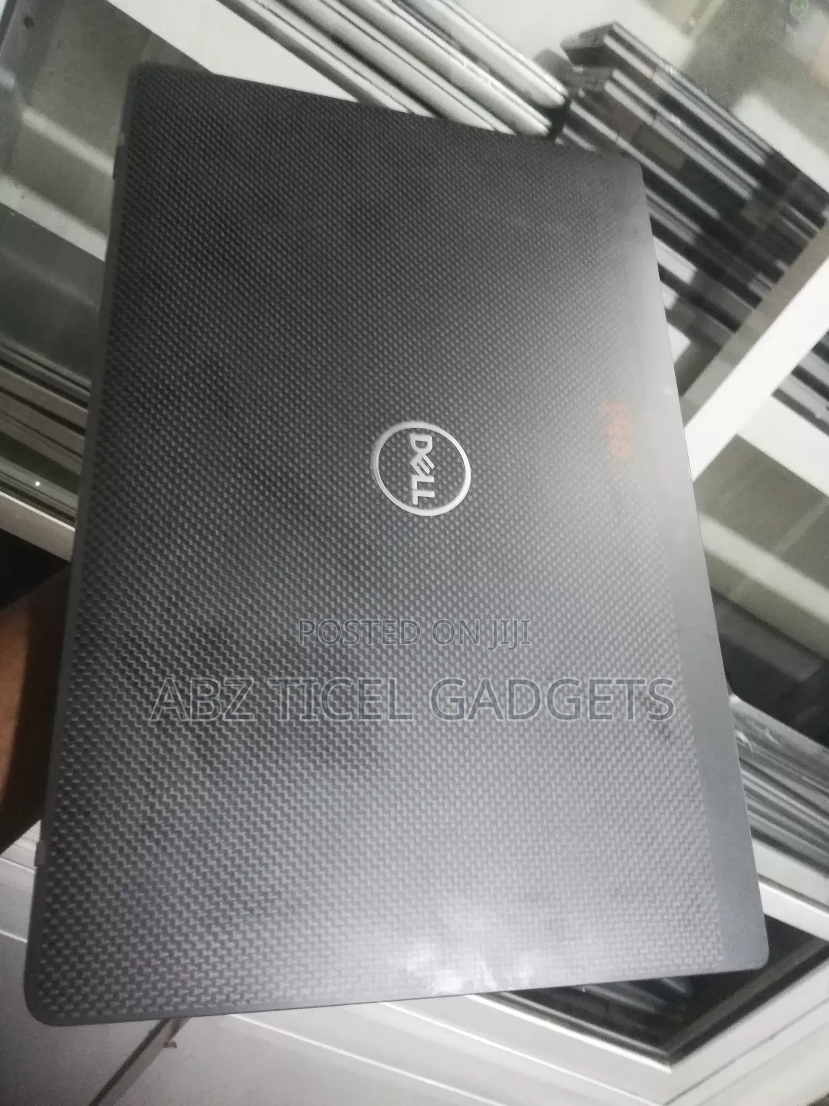 Laptop Dell Latitude 7400 8GB Intel Core I5 SSD 256GB
