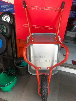Heavy Duty Wheelbarrow