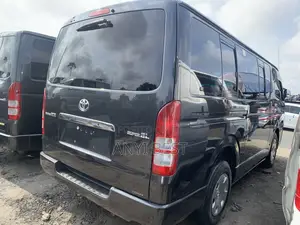 Toyota HiAce 2012 Black