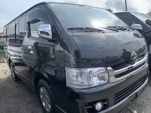 Toyota HiAce 2012 Black