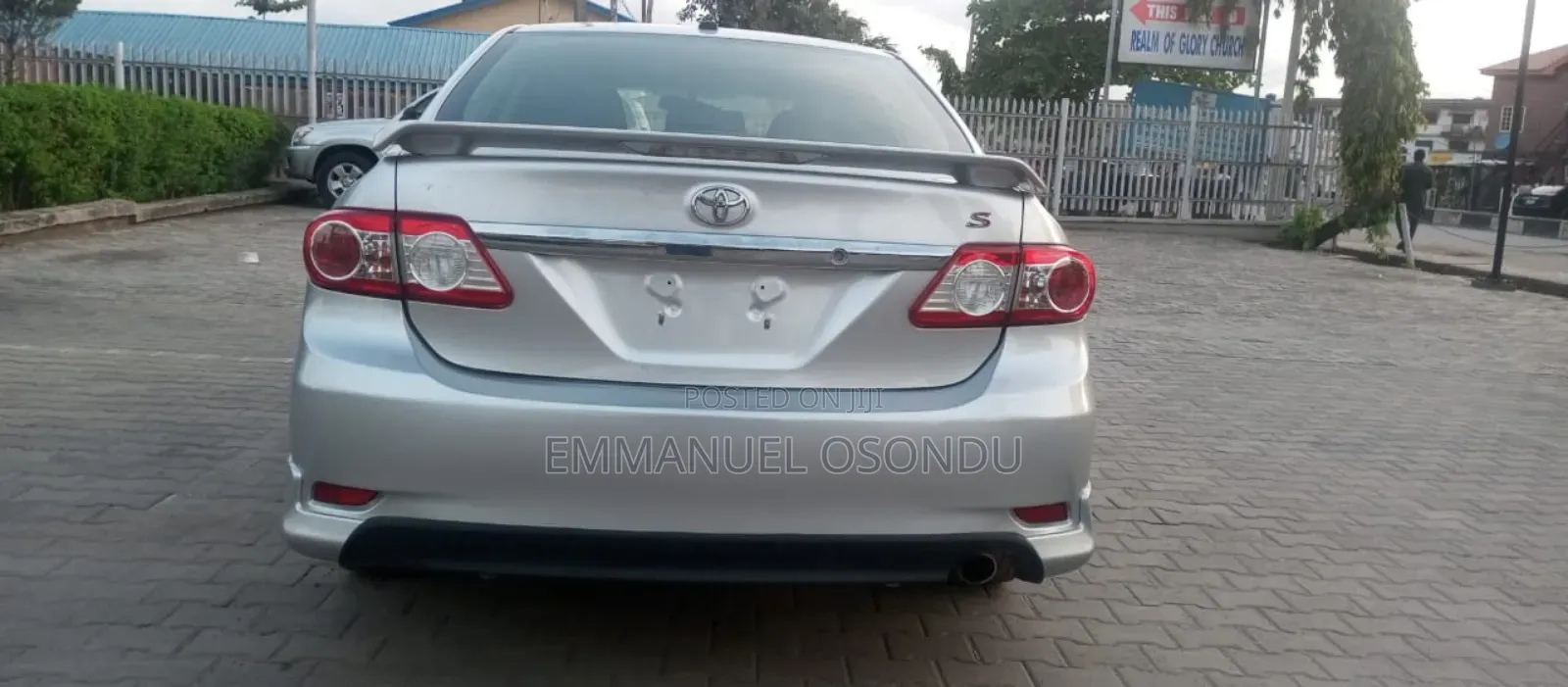Toyota Corolla 2011 Silver