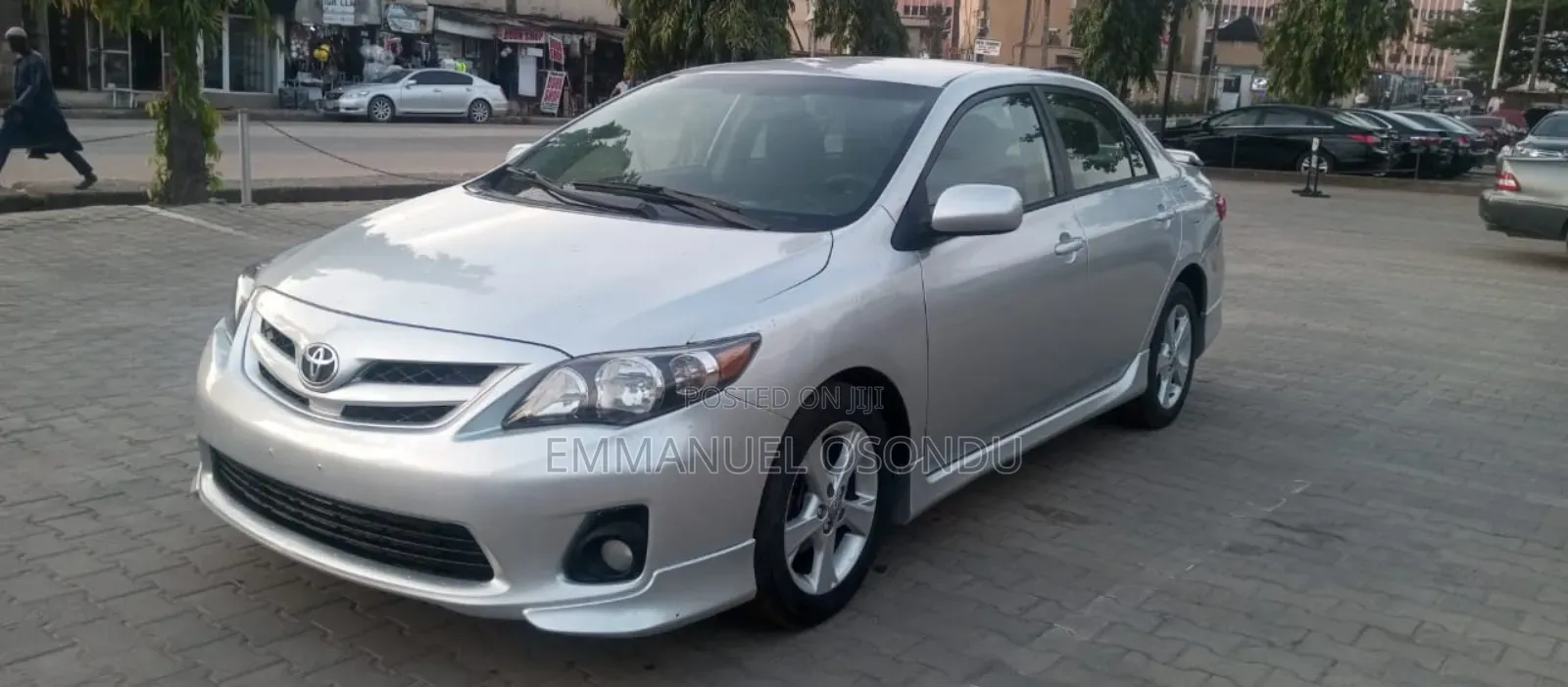 Toyota Corolla 2011 Silver