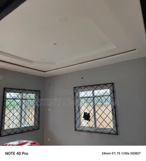 Furnished 1bdrm Block of Flats in Keen Real Estate, Ikpoba-Okha