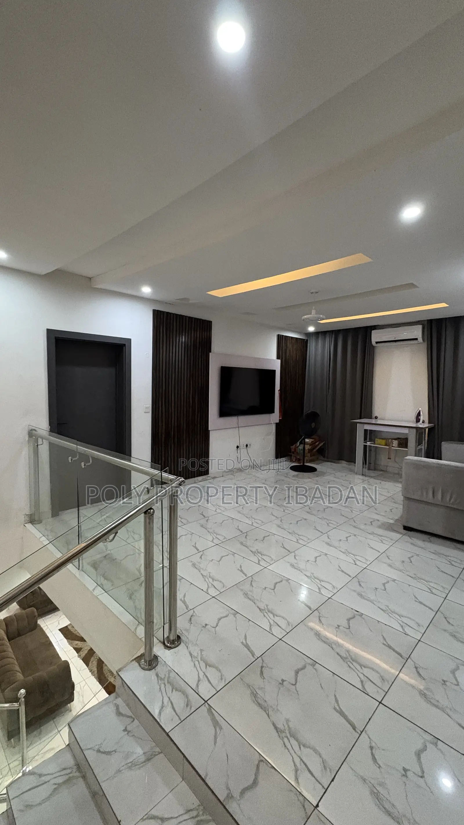 4bedeoom Self Compound Duplex at Bodija Estate