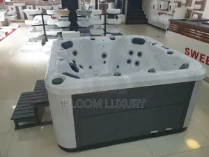 Spa Outdoor Massage Jacuzzi Bathtub