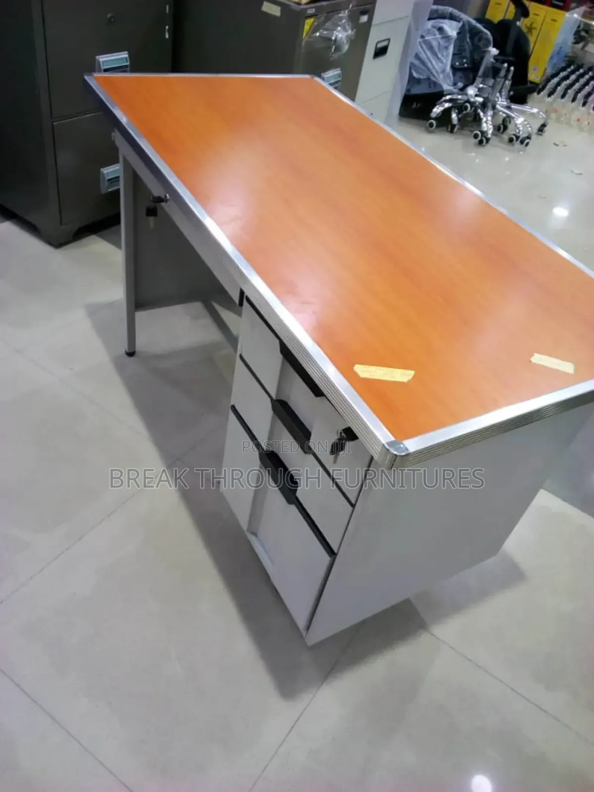 Mental Office Table