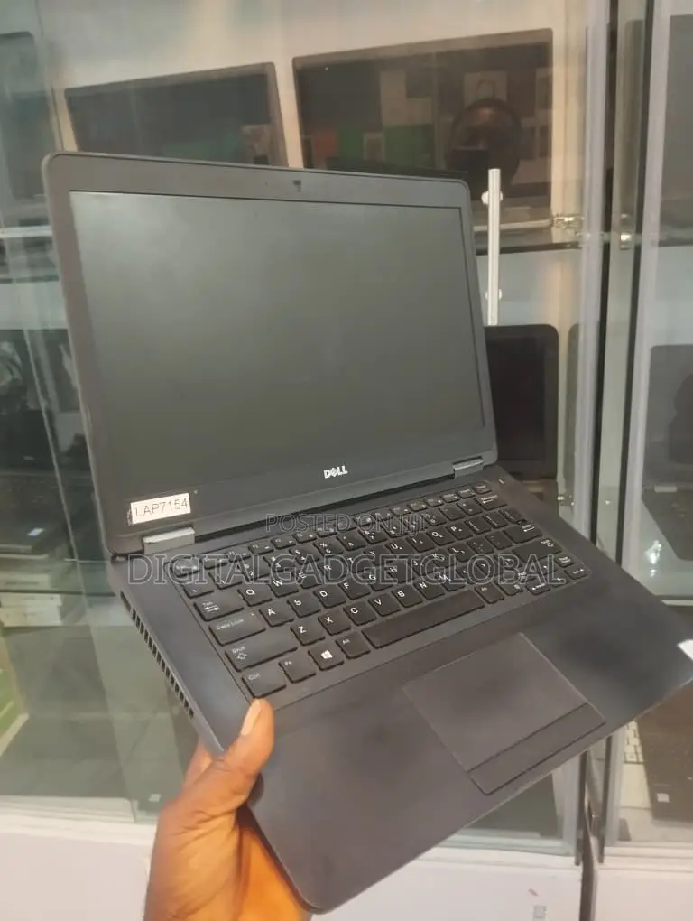 Laptop Dell Latitude 14 E5470 8GB Intel Core I5 SSD 256GB