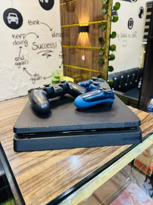 Playstation Ps4 Slim