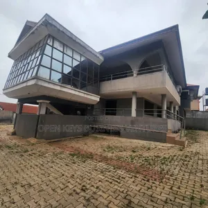 Furnished 2bdrm Block of Flats in Akobo for sale