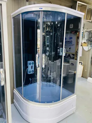 100/100 Shower Room