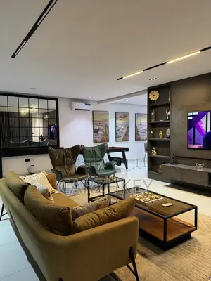 Luxury 2 Bedroom Apartment in Lekki Phase 1