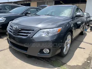 Toyota Camry LE 4dr Sedan (2.4L 4cyl 5A) 2008 Gray