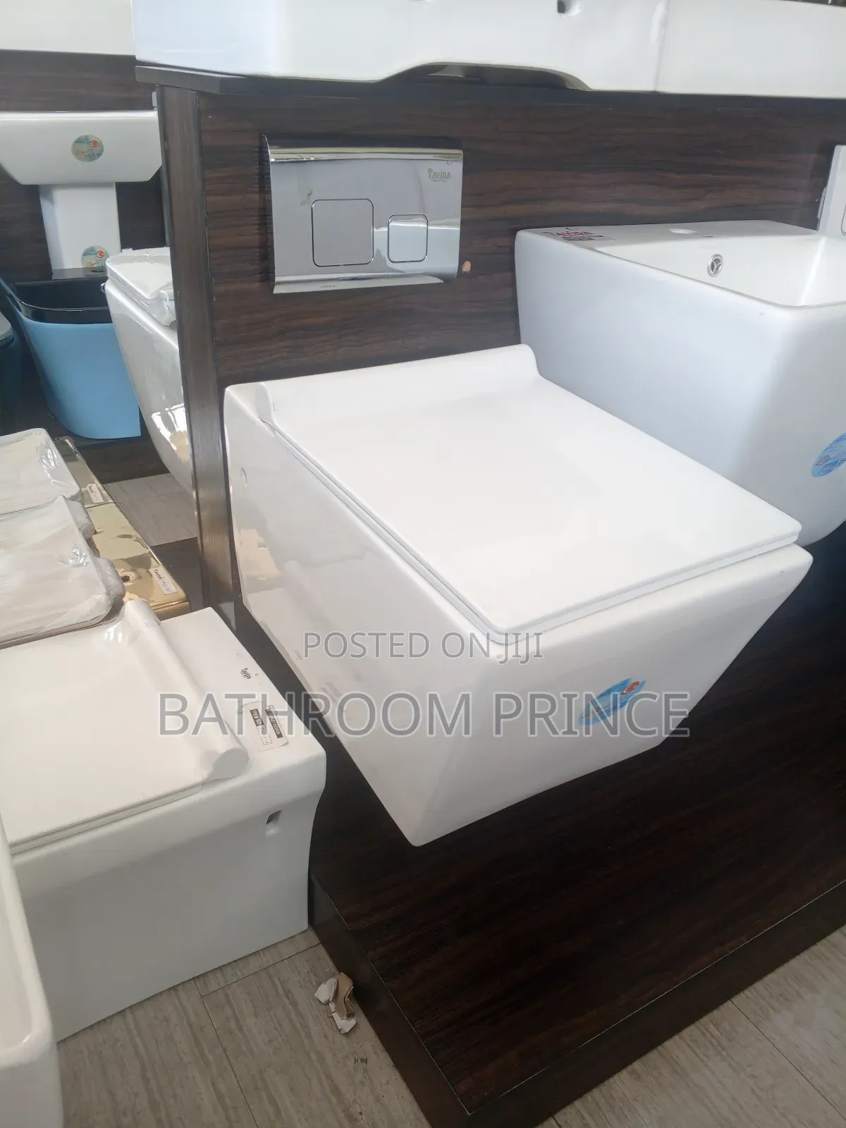 Executive Square White Conceal Water Closet