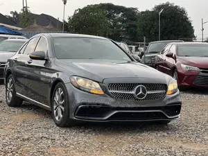 Mercedes-Benz C300 2018 Gray