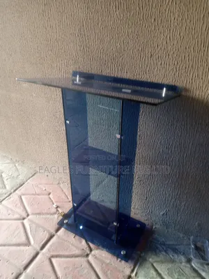 Quality Tampered Glass Church Pulpit