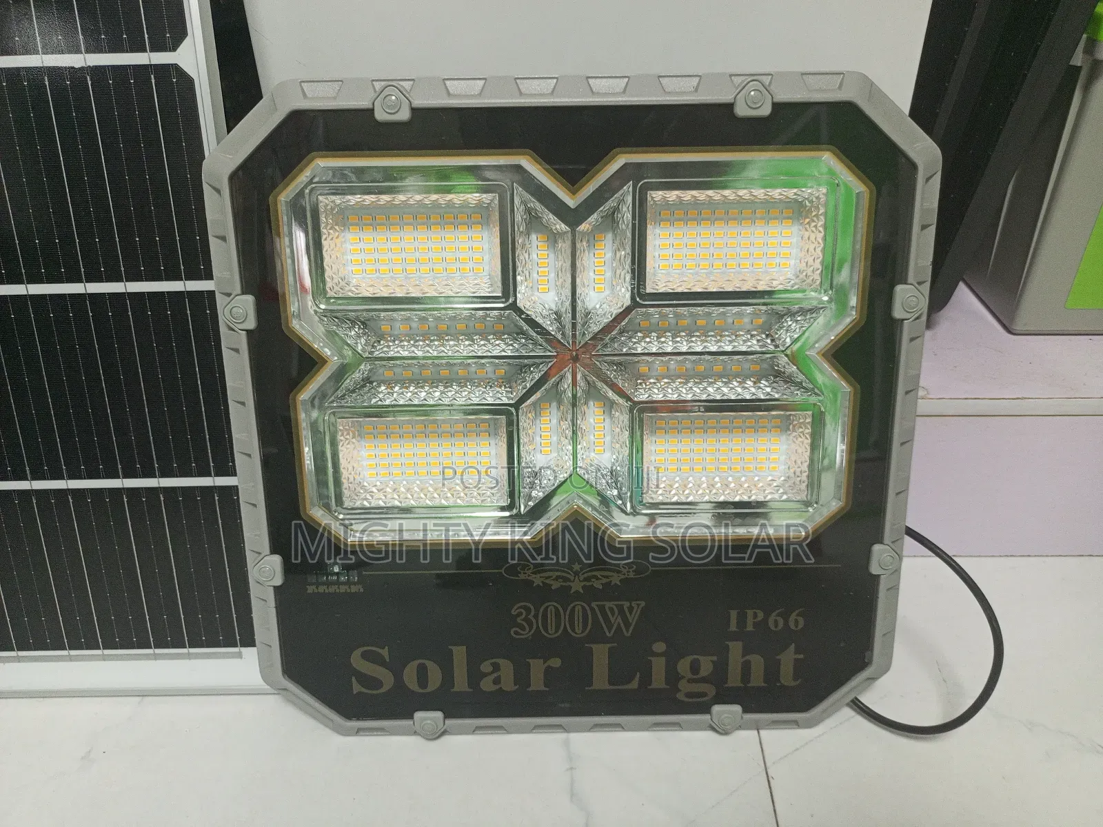 300w Iwin Floor Light With Good Capacity