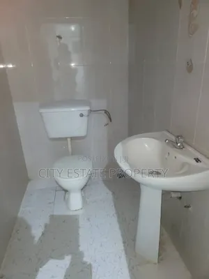 2bdrm Block of Flats in Car Wash, Port-Harcourt for rent