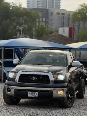 Toyota Tundra 2017 Black
