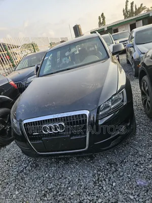 Audi Q5 2010 Black