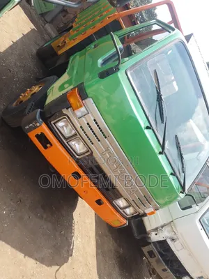 Toyota Dyna 200 1999 Model