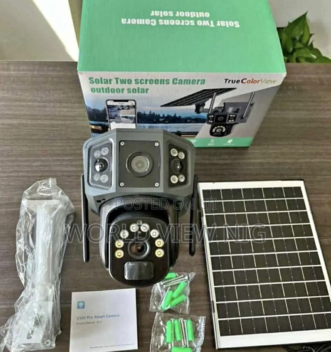 Triple Lenses Solar Security Camera With 4g