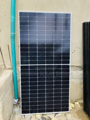 550watts 144cells. Longi Solar Panel