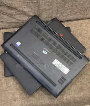 Laptop Dell Latitude 7490 16GB Intel Core i7 SSD 256GB