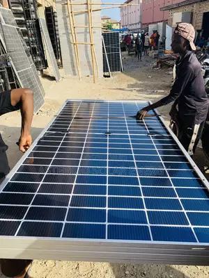 585watts Jinko Bifacial Solar Panel (Half Cut )