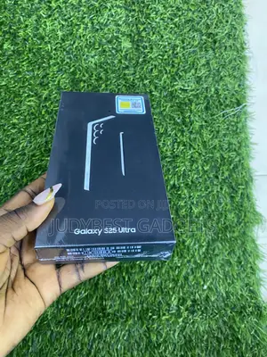 New Samsung Galaxy S25 Ultra 256 GB Gold