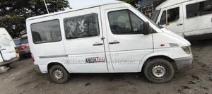 Mercedes-Benz Sprinter 2004 White
