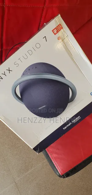 Onyx Studio 7