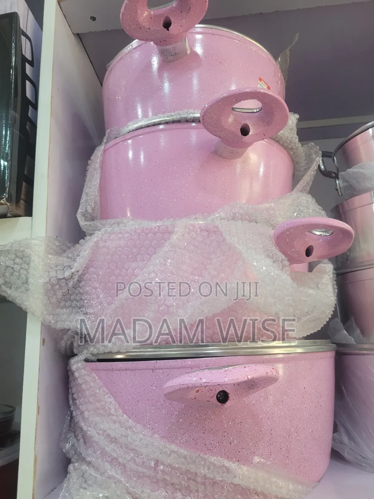 High Quality Set of Pots