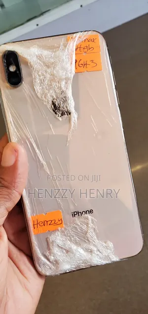 Apple iPhone XS Max 64 GB Gold