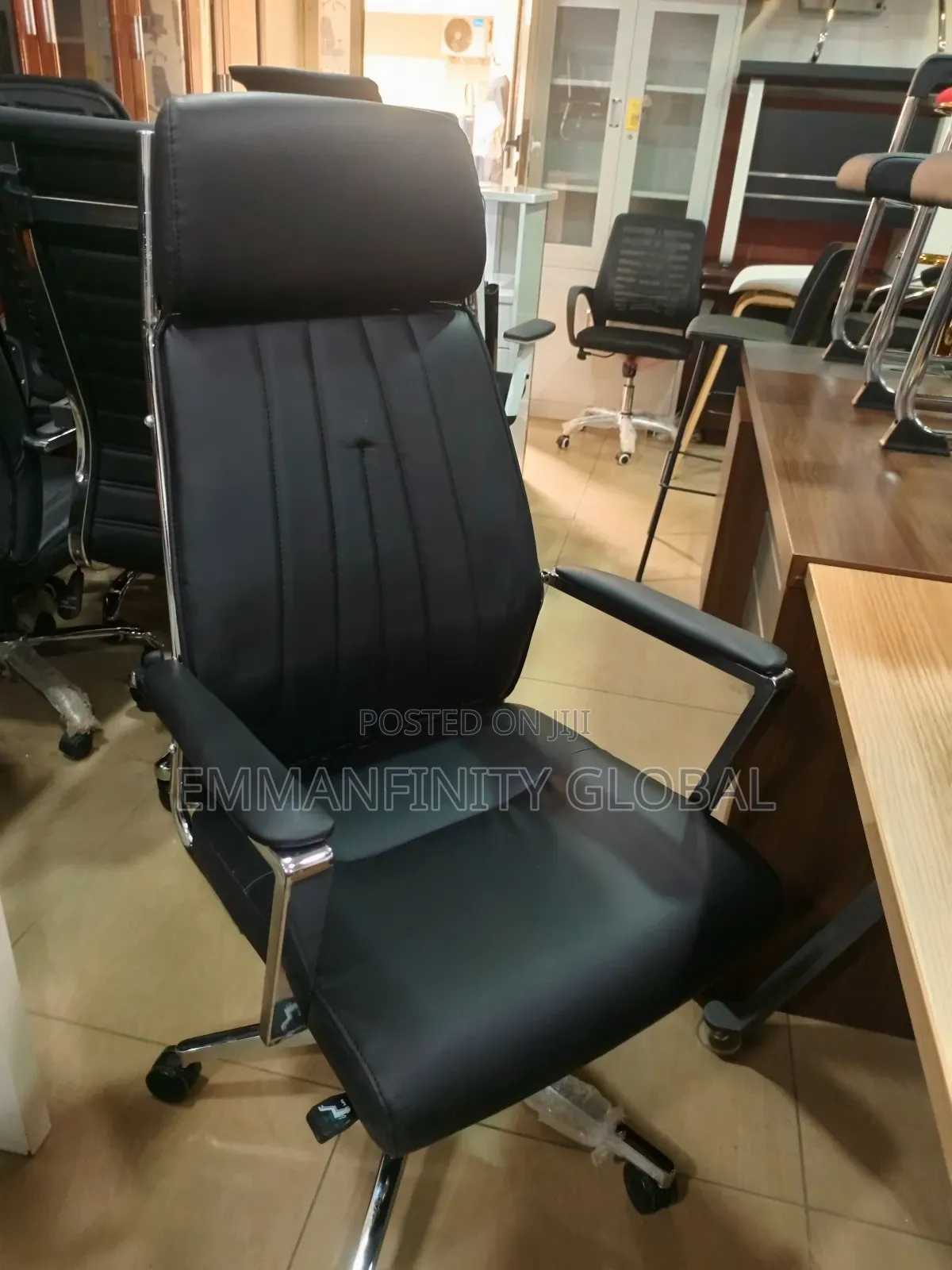 Executive Leather Office Swivel Chair