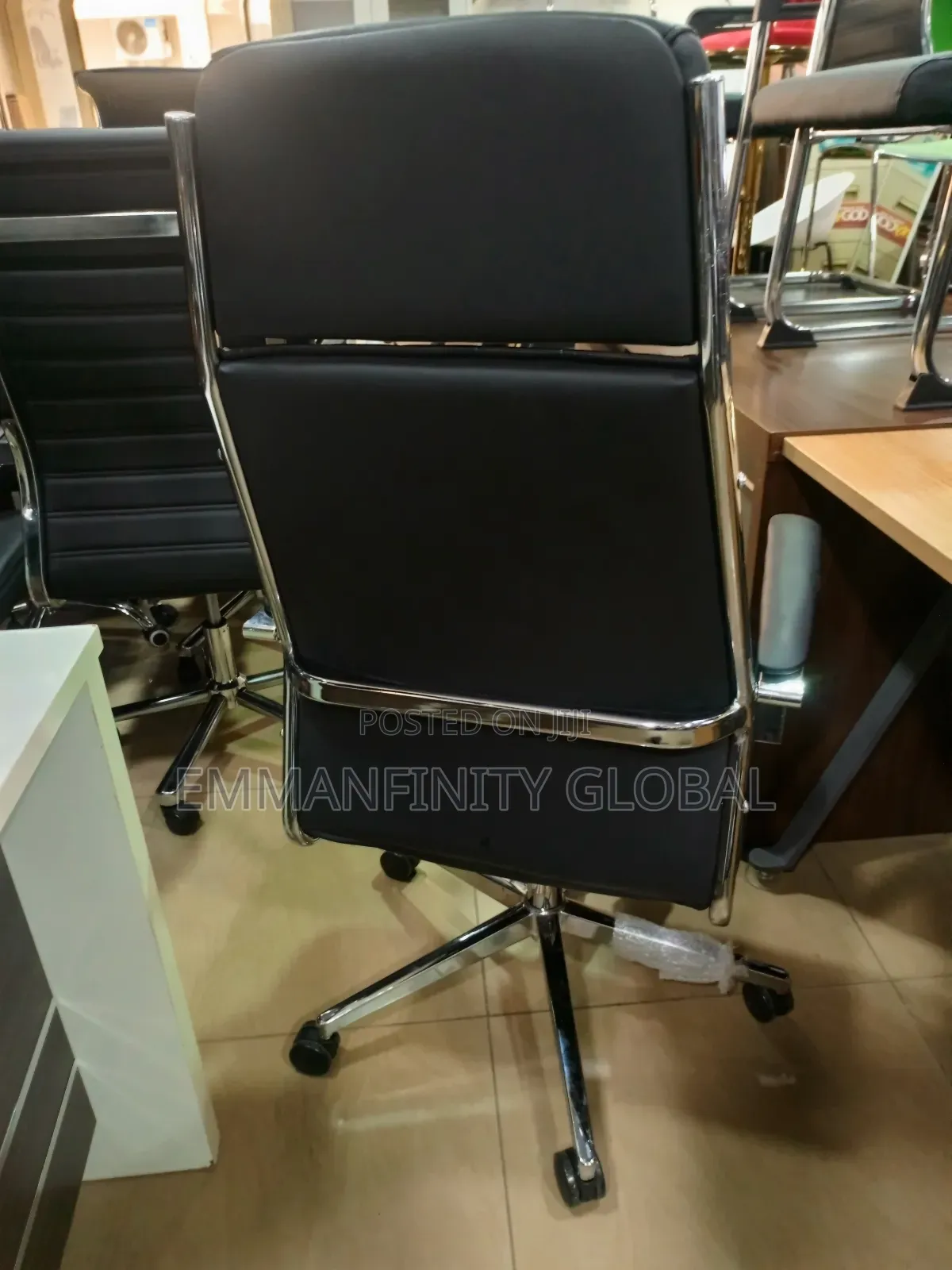 Executive Leather Office Swivel Chair
