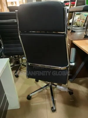Executive Leather Office Swivel Chair