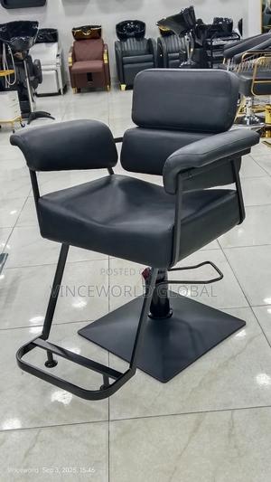 Black Unisex Salon Chair