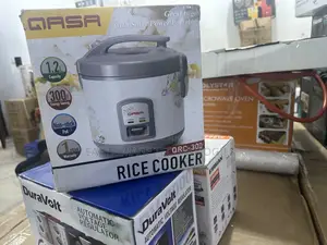 Qasa QRC-300 – Strong Rice Cooker With Steaming Feature