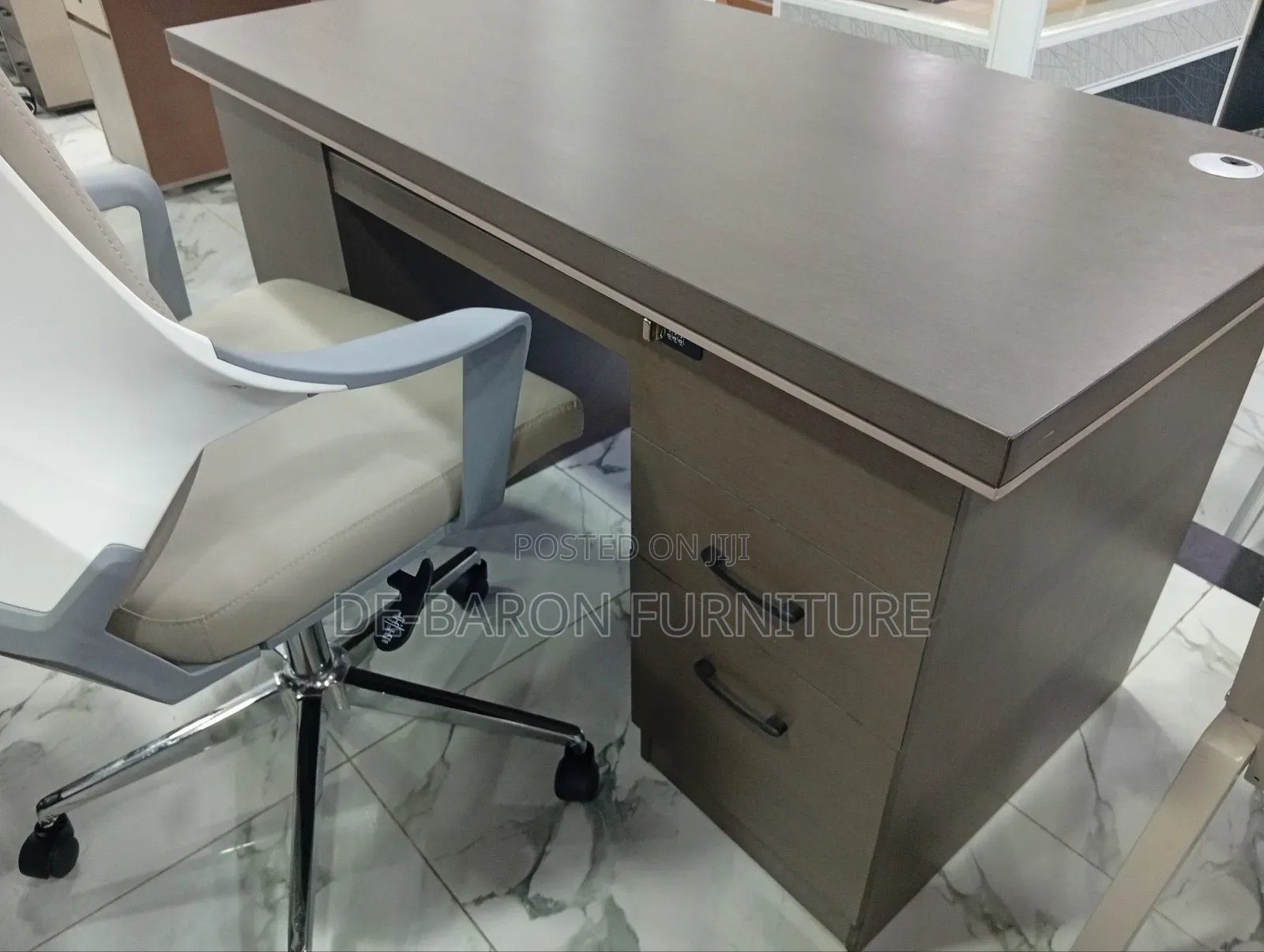 Office Executive Table 1.4miter