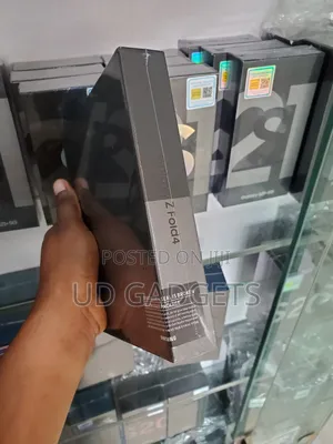 New Samsung Galaxy Z Fold4 256 GB Black