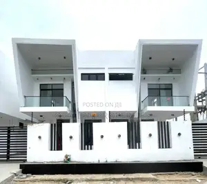 4bdrm Duplex in Orchid, Lagos Island / Lagos Island for sale