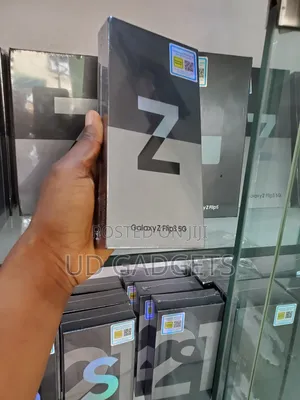 New Samsung Galaxy Z Flip3 5G 256 GB Purple