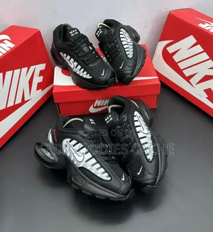 Nike Air-Max Tailwind Iv Sneakers