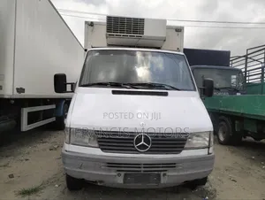 Mercedes Benz Cold Room