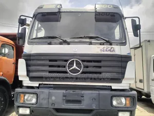 Mercedes Benz 1838 Truck