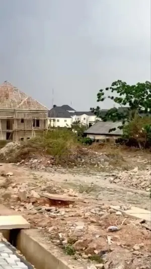 800sqm in Well Gated Estate at Salami ,Bodija