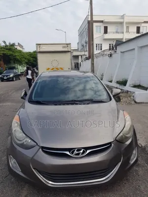 Hyundai Elantra 2012 Gray