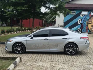 Toyota Camry 2020 Gray