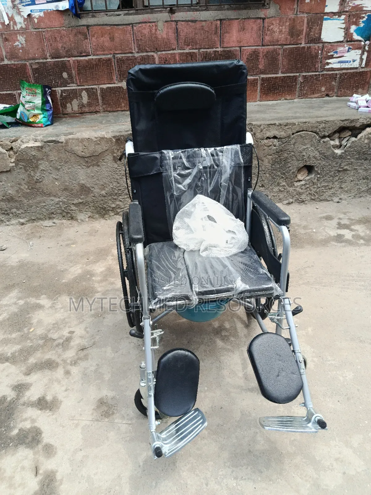 Commode Wheelchair