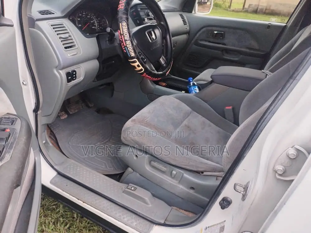 Honda Pilot EX 4x4 (3.5L 6cyl 5A) 2004 White